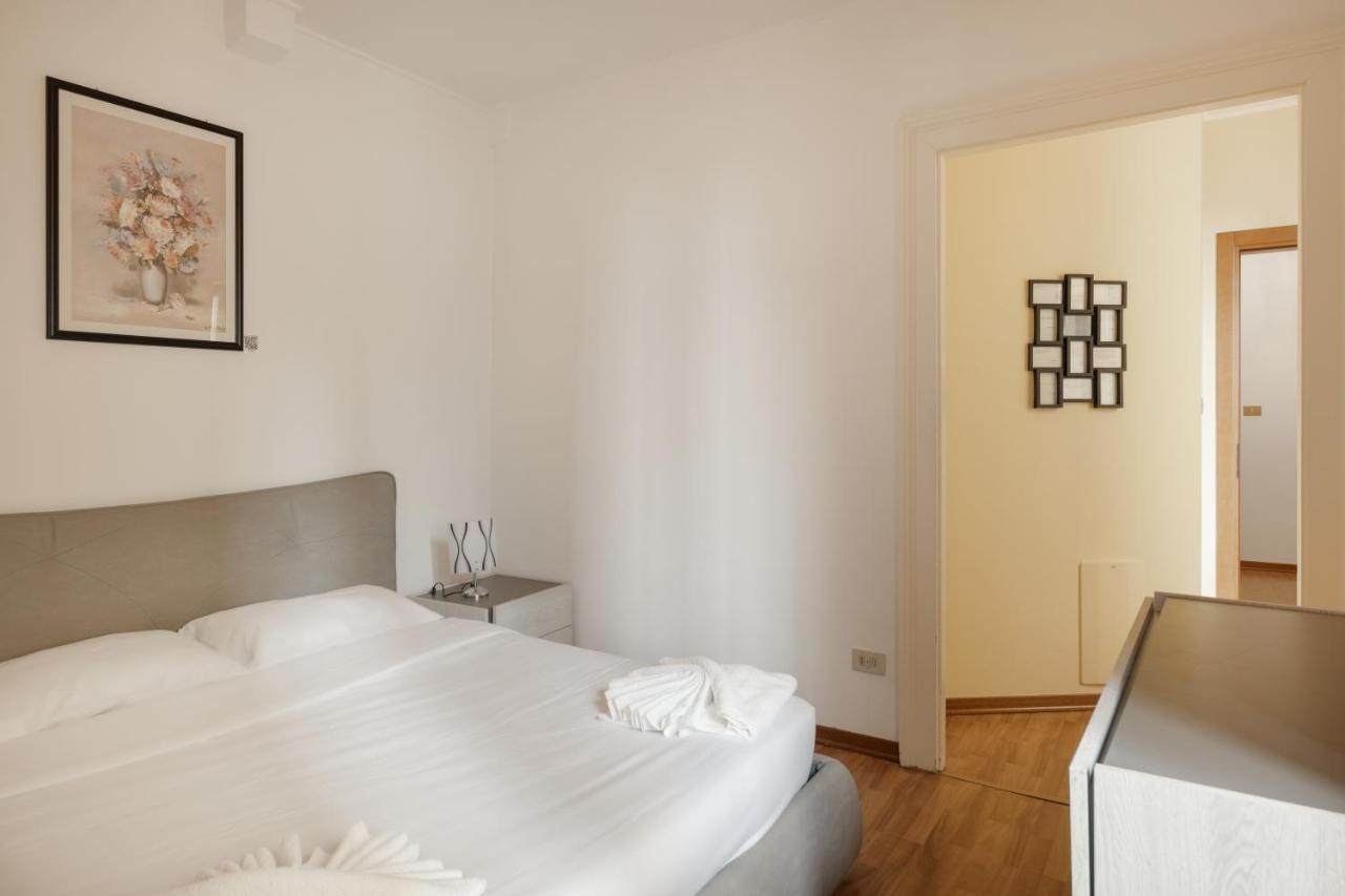 Suite Foscolo, In Piazza A Trieste Exterior photo